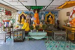 Buddha statues