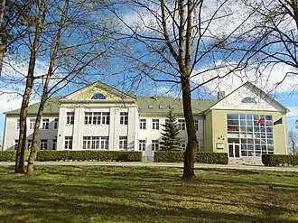 Versmė Gymnasium