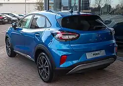 Rear view (pre-facelift)