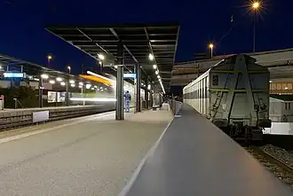 The upper platforms