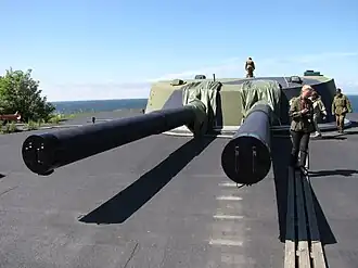 A twin 305&nbsp;mm gun turret at Kuivasaari, Finland, completed in 1935.
