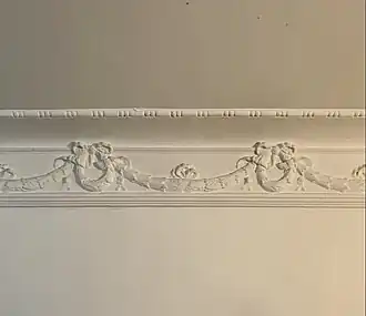 Stylized Art Nouveau festoon on a ceiling of Calea Dorobanților no. 50A, Bucharest, unknown architect, c.1900