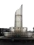 The "glass" roundabout