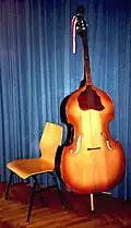 bas (berda, begeš, bőgős, tamburabőgő)