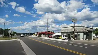 Looking north along U.S. Route 131