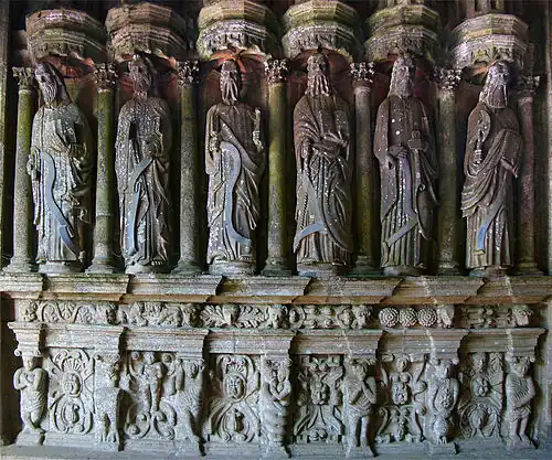 Notre-Dame Church, Porch left side