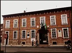 Palazzo Molteni, Busto Garolfo.