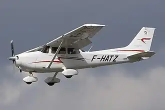 Image 23The Cessna 172 is the most produced aircraft in history. (from Aviation)