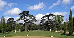 Chiswick House gardens
