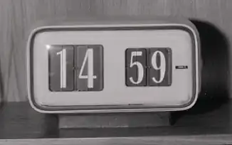 Solari Cifra 5 clock by Nani and Gino Valle (1957)
