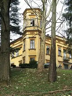 Dvorac_Bračak