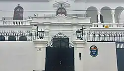 Entrance with Swedish Embassy sign in 2019