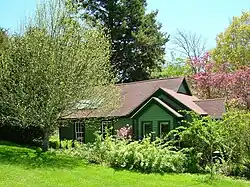 Cottage house at Esperanza estate (May 11, 2019)