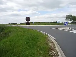 Location of the Rubelles - Voisenon stop, today a roundabout.