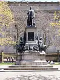 Memorial to William Ewart Gladstone, by Thomas Brock (1904; Grade II)