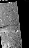 Graben in Memnonia Fossae – possible result of magmatic dikes, rather than regional tectonic stretching as seen by HiRISE