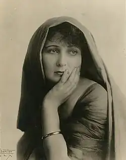 Gretchen Lederer The Duchess