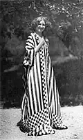 Photogravure of Flöge in Schörfling am Attersee, taken by Heinrich Böhler (1909)