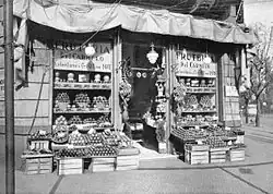 Fruit market