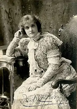 1907 photograph
