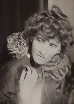 Hunt (c. 1900)