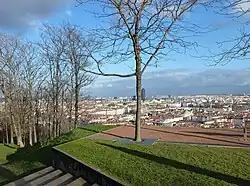 Terrasse and slopes
