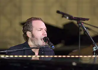 Ondrasik in 2007