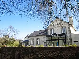 The town hall in Trébabu