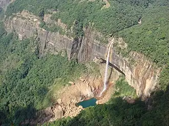 Nohkalikai falls.