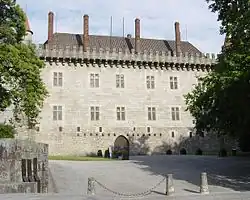 Paço dos Duques