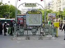 Street-level entrance at Pasteur