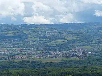 A general view of Reignier-Esery