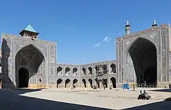 Main courtyard with four-iwan layout (west iwan on the left, north iwan on the right)