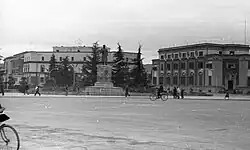 1963