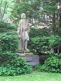 Statue of Christopher Columbus, 2009