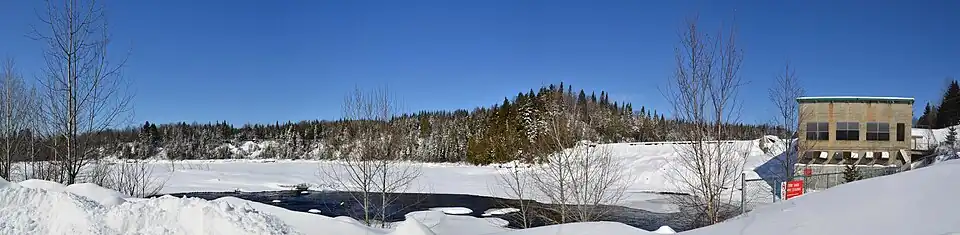 Ford Falls Dam,[14] Sainte-Christine-d'Auvergne