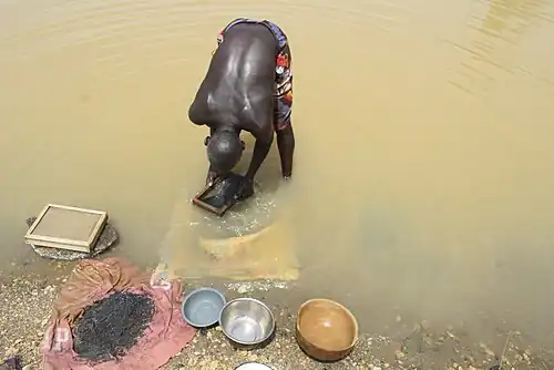 Tin mining, Godogodo