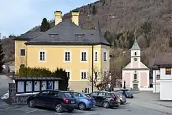 Centre of Lend