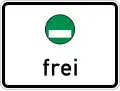 Vehicles with green Low Emission Zone Sticker permitted